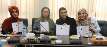 استادان غیر ایرانی در آموزش زبان فارسی به هموطنان خود موفق ترند
